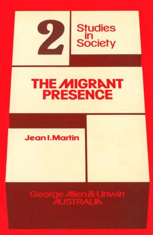 Cover of the book The Migrant Presence by Sandra Mahut