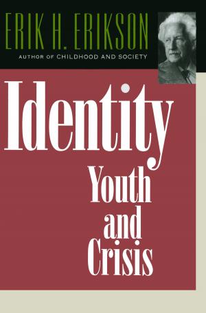 Book cover of Identity: Youth and Crisis