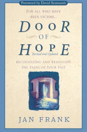 Cover of the book Door of Hope by Jennie Allen
