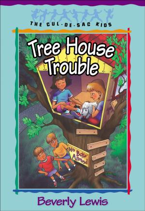 Book cover of Tree House Trouble (Cul-de-sac Kids Book #16)