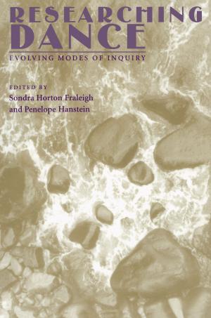 Cover of the book Researching Dance by Nancy Kang, Silvio Torres-Saillant