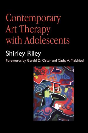 Cover of the book Contemporary Art Therapy with Adolescents by Barrie Machin