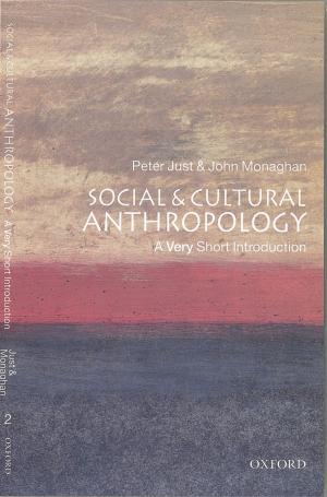 Book cover of Social and Cultural Anthropology: A Very Short Introduction