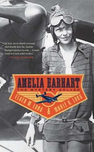 Cover of the book Amelia Earhart by Elizabeth Becker