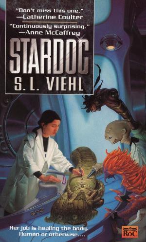 Cover of the book Stardoc by Ralph Cotton
