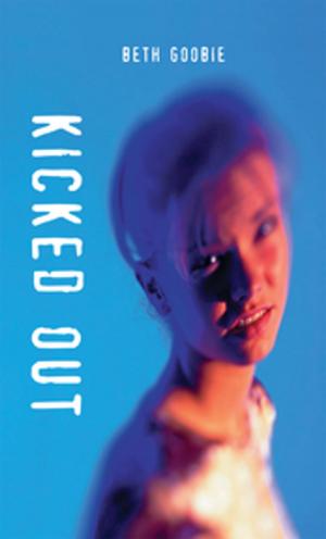 Cover of the book Kicked Out by Carrie Mac