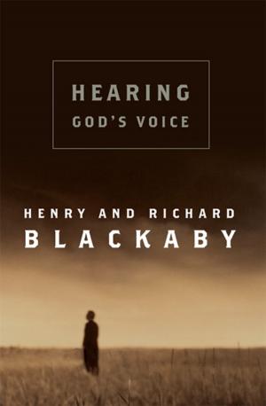 Cover of the book Hearing God's Voice by Stephen Kendrick, Alex Kendrick