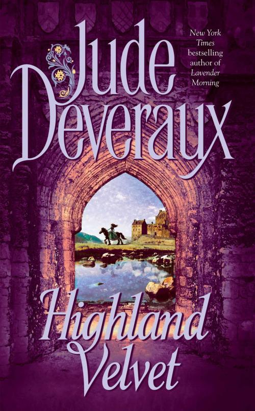 Cover of the book Highland Velvet by Jude Deveraux, Pocket Books