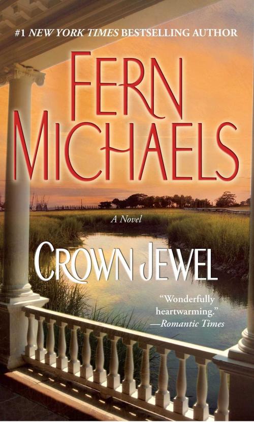Cover of the book Crown Jewel by Fern Michaels, Pocket Books