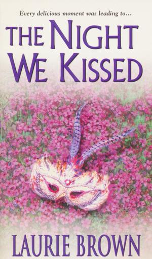 Cover of the book The Night We Kissed by Janette Kenny