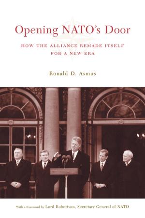 Cover of the book Opening NATO's Door by Warren I. Cohen