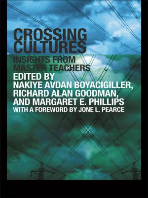 Cover of the book Crossing Cultures by Robert J Pellegrini, Theodore R Sarbin