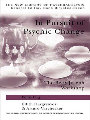 Cover of the book In Pursuit of Psychic Change by Tony Bennett