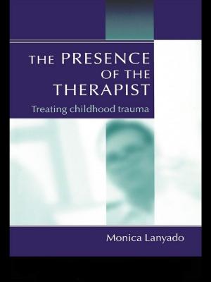 Cover of the book The Presence of the Therapist by Daniel Ness, Chia-Ling Lin