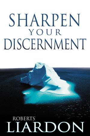 Cover of the book Sharpen Your Discernment by Myles Munroe