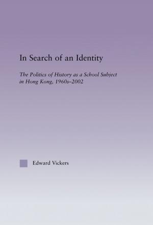 Cover of the book In Search of an Identity by David S. Kaufer, Brian S. Butler