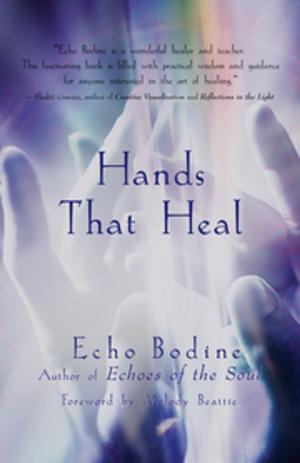 Cover of the book Hands That Heal by Mother Teresa