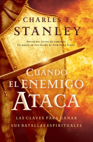 Book cover of Cuando el enemigo ataca
