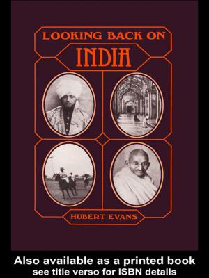 Cover of the book Looking Back on India by Stephen Slade