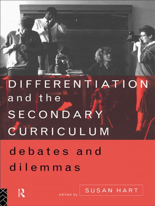 Cover of the book Differentiation and the Secondary Curriculum by , Taylor and Francis