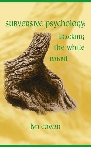 Cover of the book Tracking the White Rabbit by Salila Kulshreshtha