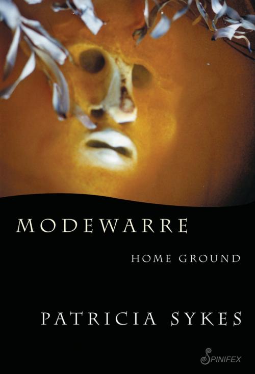 Cover of the book Modewarre by Patricia Sykes, Spinifex Press