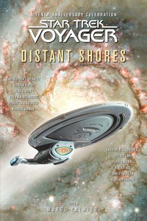 Cover of the book Star Trek: Voyager: Distant Shores Anthology by Jeff Mariotte
