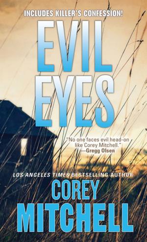 Cover of the book Evil Eyes by Lowell Cauffiel