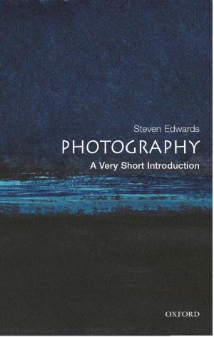 Cover of the book Photography: A Very Short Introduction by William James