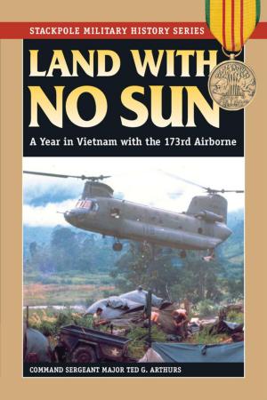 Cover of the book Land With No Sun by Dan Hague, Douglas Hunter