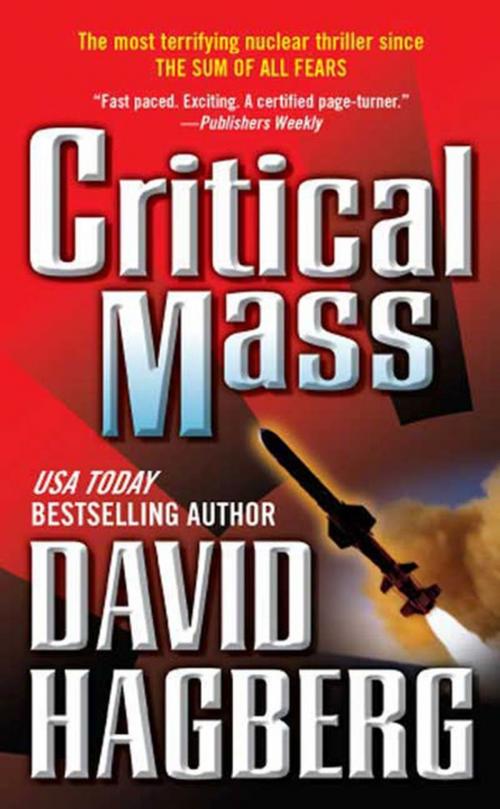 Cover of the book Critical Mass by David Hagberg, Tom Doherty Associates