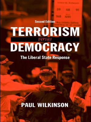 Cover of the book Terrorism Versus Democracy by John Vickers, Vincent Wright