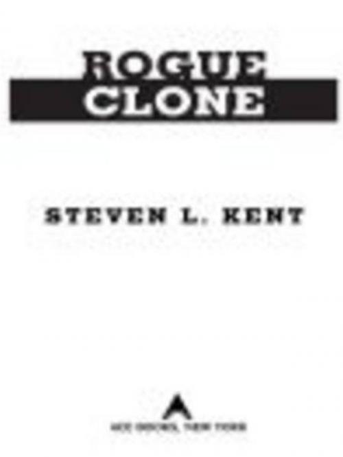 Cover of the book Rogue Clone by Steven L. Kent, Penguin Publishing Group