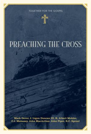 Book cover of Preaching the Cross