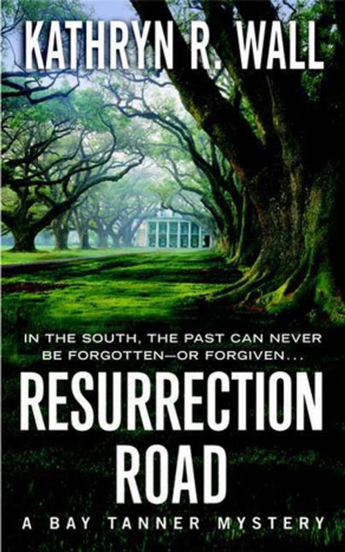 Cover of the book Resurrection Road by Kathryn R. Wall, St. Martin's Press