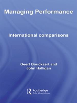 Cover of the book Managing Performance by Harper Sue