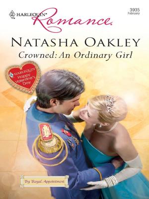 bigCover of the book Crowned: An Ordinary Girl by 