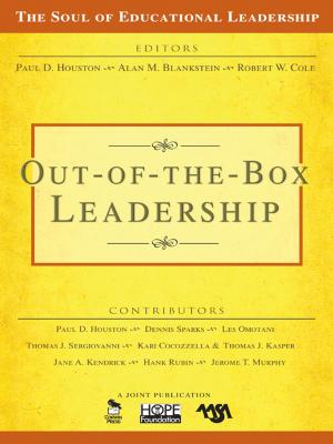 Cover of the book Out-of-the-Box Leadership by Dr. Davis Campbell, Michael Fullan