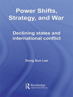Book cover of Power Shifts, Strategy and War
