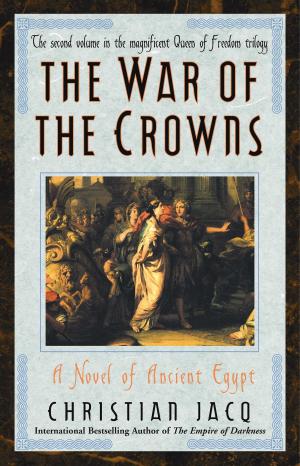 Cover of the book War of the Crowns by Gail McHugh