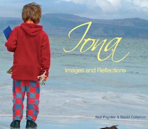 Cover of the book Iona Images and Reflections by Alison Swinfen