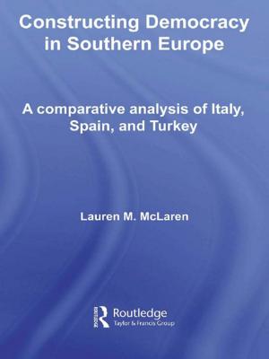 Cover of the book Constructing Democracy in Southern Europe by Elizabeth M. Perse, Jennifer Lambe