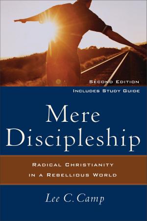 Cover of the book Mere Discipleship by Gabriele Daddo Carcano Farmalibri