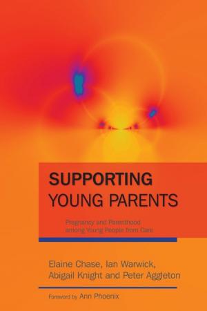 Book cover of Supporting Young Parents