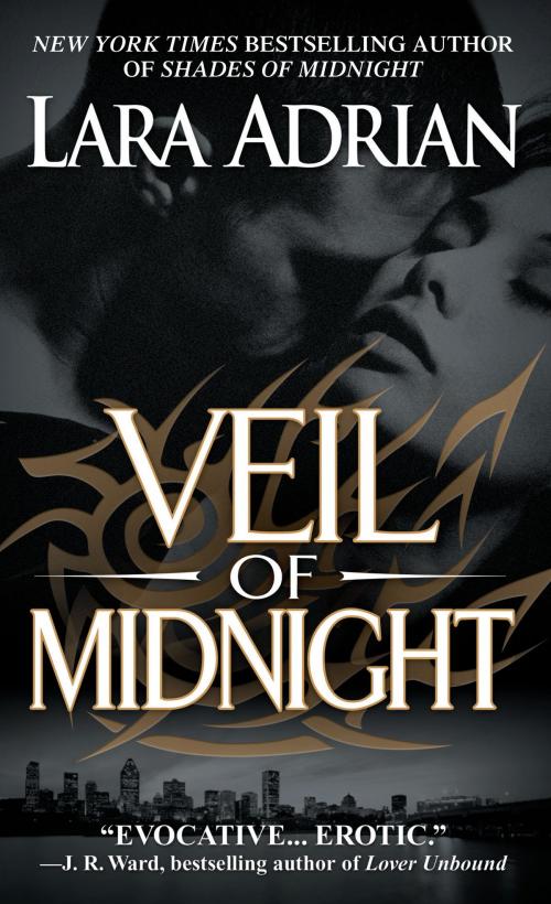 Cover of the book Veil of Midnight by Lara Adrian, Random House Publishing Group