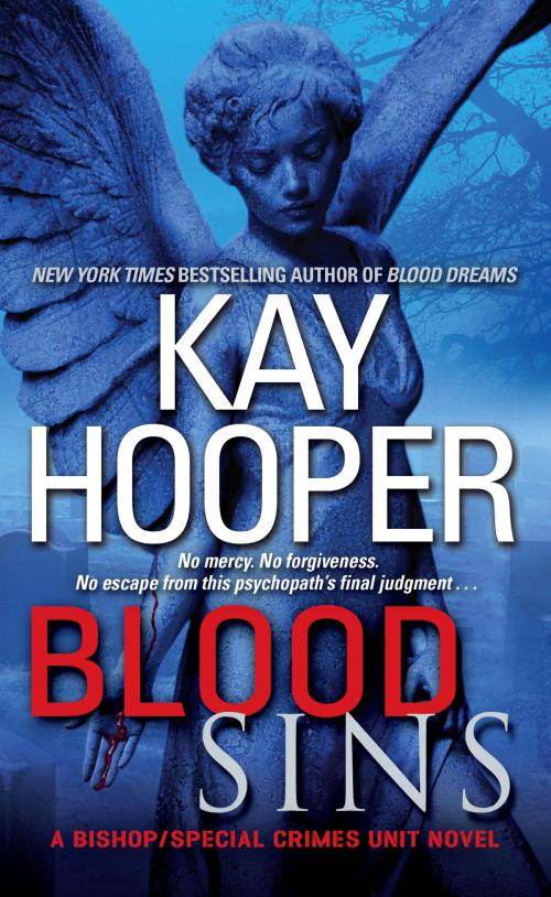 Cover of the book Blood Sins by Kay Hooper, Random House Publishing Group