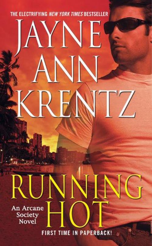 Cover of the book Running Hot by Jayne Ann Krentz, Penguin Publishing Group