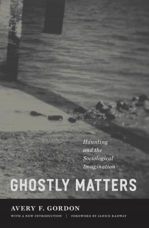 Book cover of Ghostly Matters
