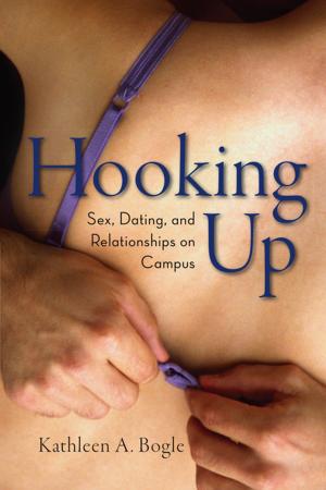 Cover of the book Hooking Up by Ronald Suresh Roberts