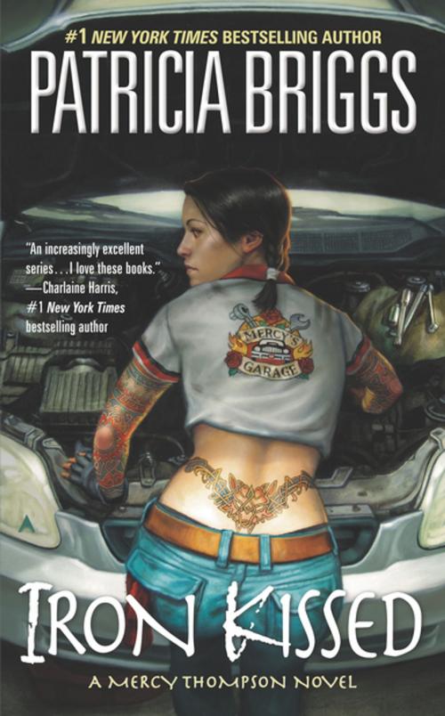 Cover of the book Iron Kissed by Patricia Briggs, Penguin Publishing Group